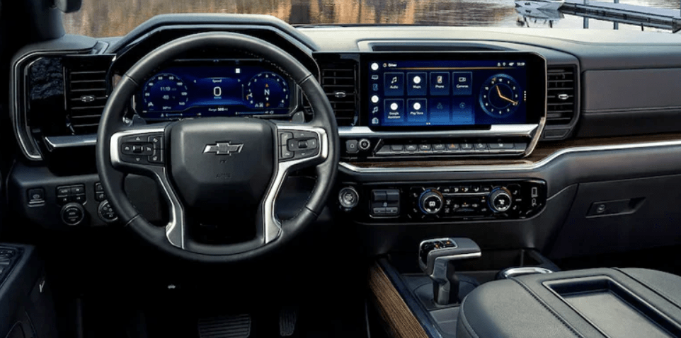 2024 Chevy Silverado 1500 interior | The Cars Magz