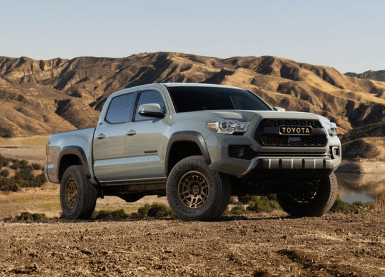 2025 Toyota Trail Edition V6 Lacy Shanie